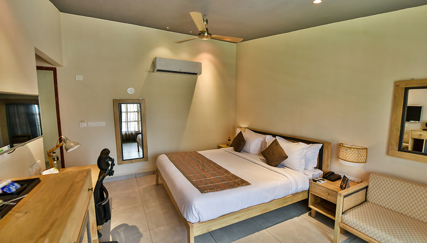 images/room/deluxe1.jpg