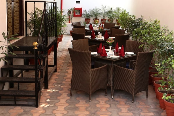 Crystal - Boardroom for small board meeting