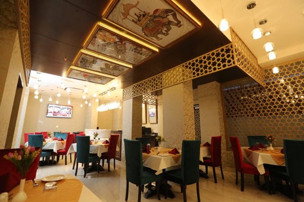 The Escape – Open Air Terrace Party Lounge